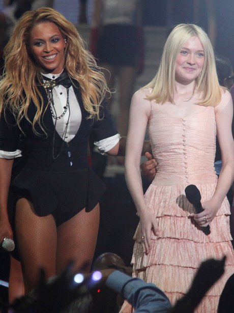Beyonce and Dakota Fanning