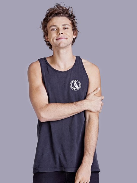 5 Ashton Irwin From 5 Seconds Of Summer Sexy Pop Stars