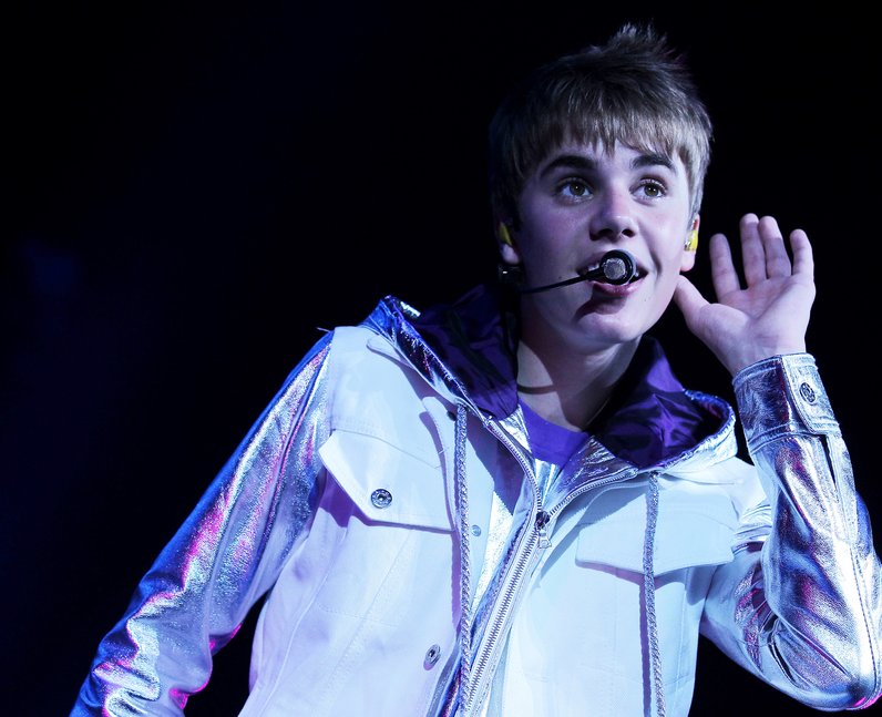 N’awww - a baby Bieber already had the moves way back in 2011! - Justin